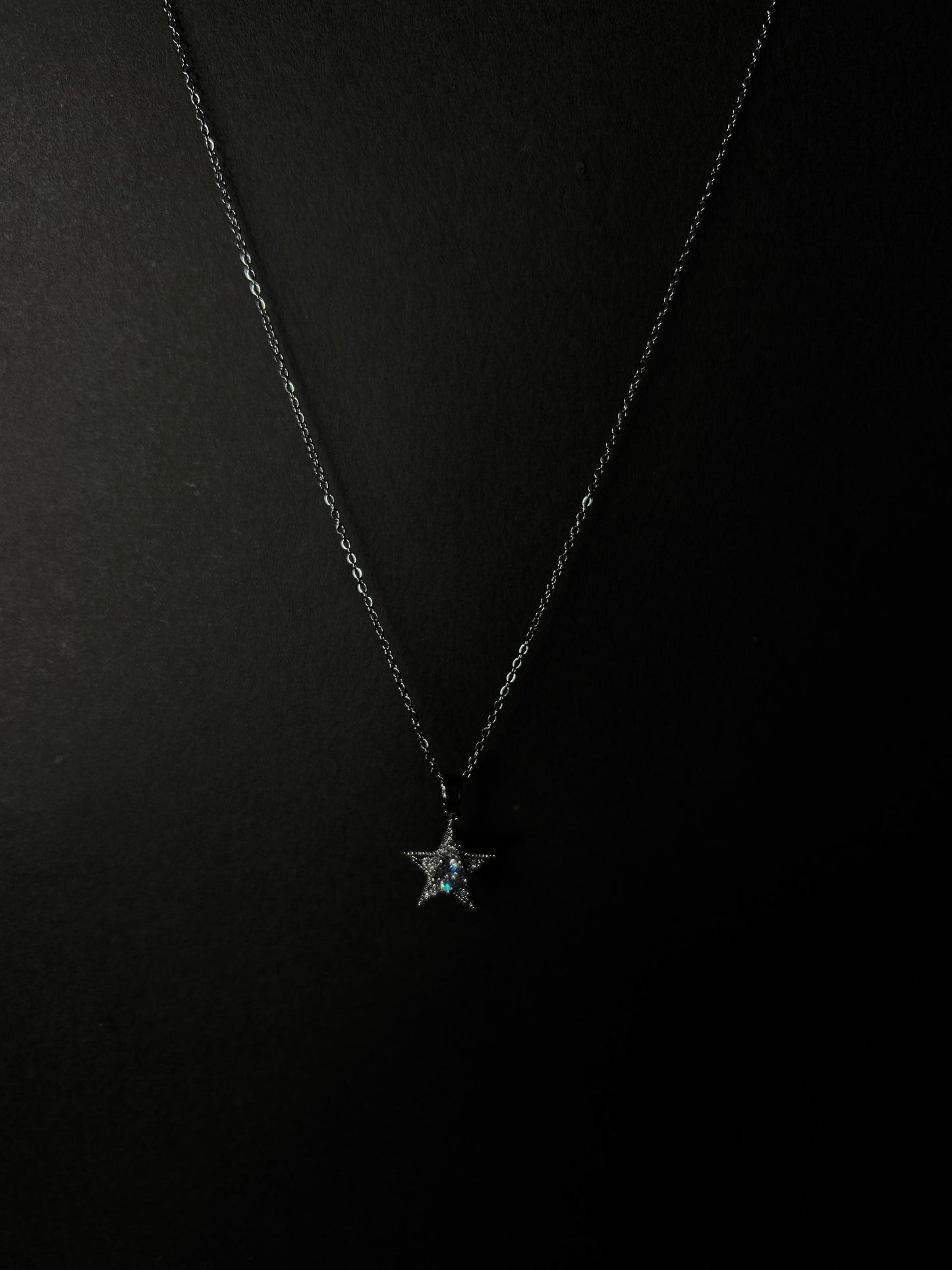 Twinkle Star Pendant